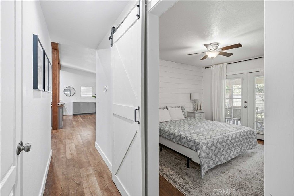 Image 22 of property listing at 24335 Jennifer Place, Newhall, CA 91321