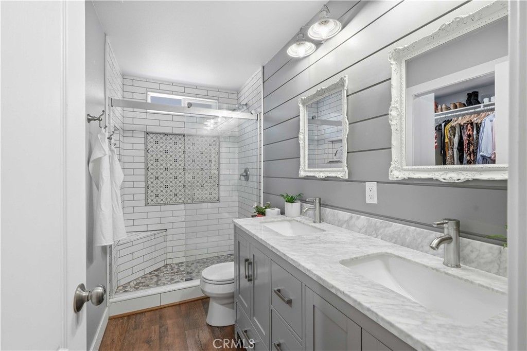 Image 25 of property listing at 24335 Jennifer Place, Newhall, CA 91321