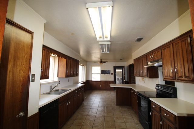 6681 FM 3054, Malakoff, TX 75148