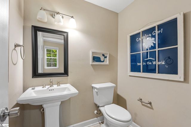 104 Williamsburg Drive, Greer, SC 29651