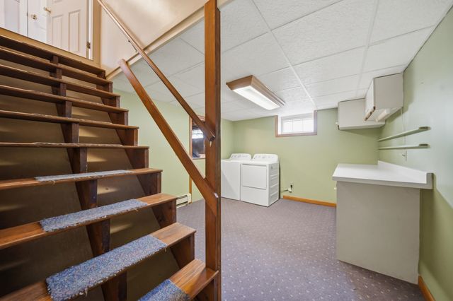 220 Norfolk Street, Manchester, NH 03103