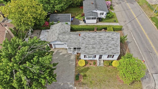 220 Norfolk Street, Manchester, NH 03103