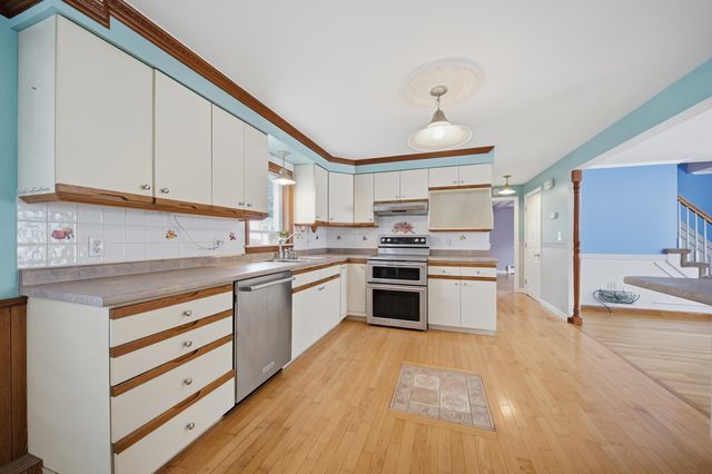 220 Norfolk Street, Manchester, NH 03103