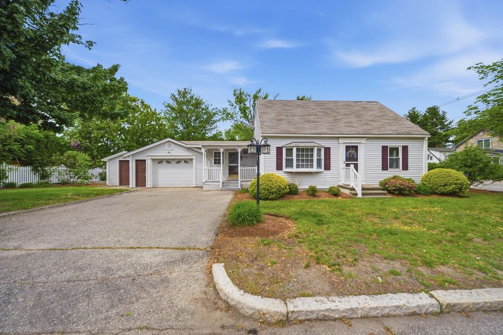 220 Norfolk Street, Manchester, NH 03103