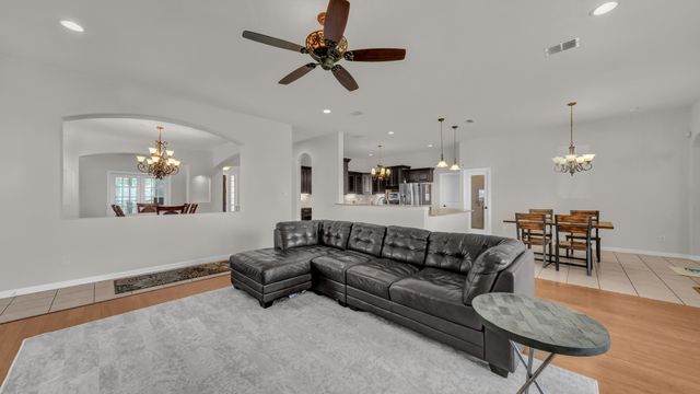 109 Portales Drive, Aledo, TX 76008