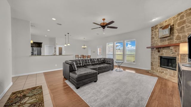 109 Portales Drive, Aledo, TX 76008
