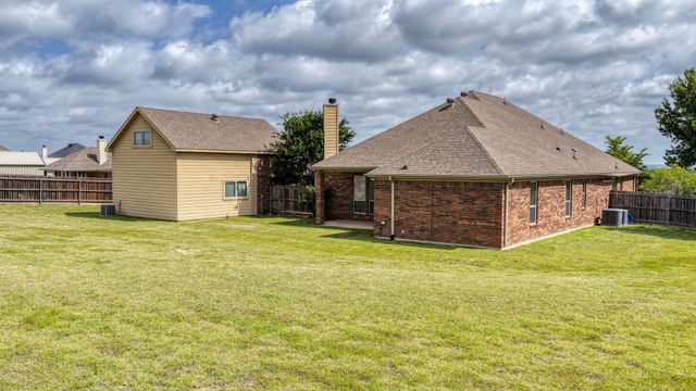 109 Portales Drive, Aledo, TX 76008