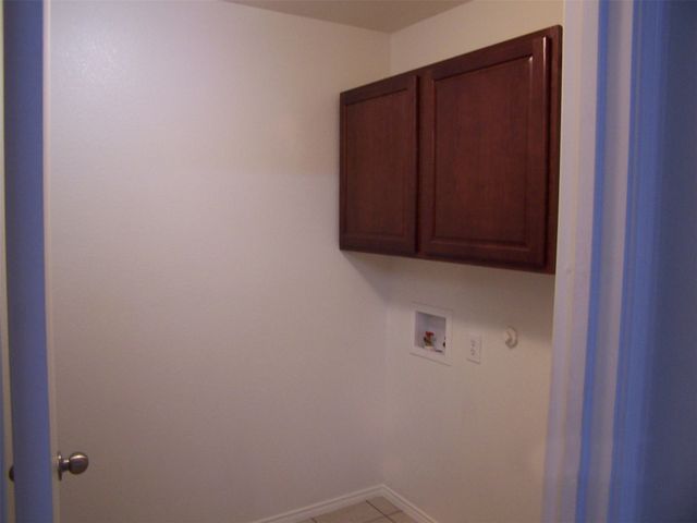 8844 VALLEY RIVER Drive, Fort Worth, TX 76244