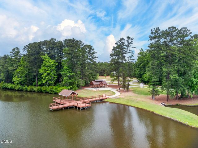 2114 Meadowcreek Drive, Durham, NC 27705