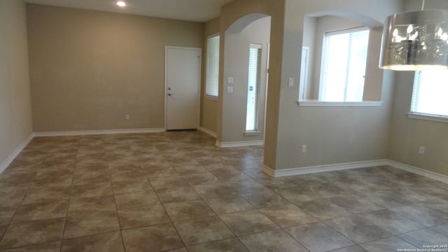 23410 Woodlawn Rdg, San Antonio, TX 78259