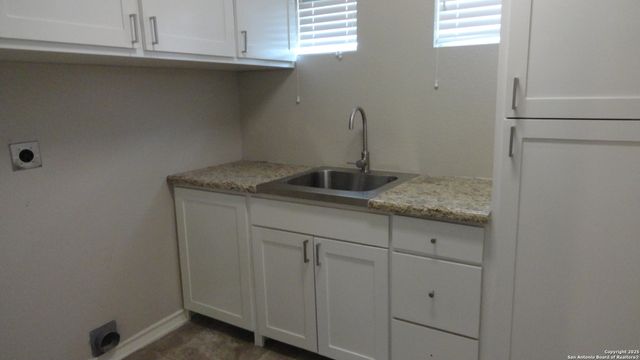 23410 Woodlawn Rdg, San Antonio, TX 78259