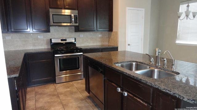 23410 Woodlawn Rdg, San Antonio, TX 78259