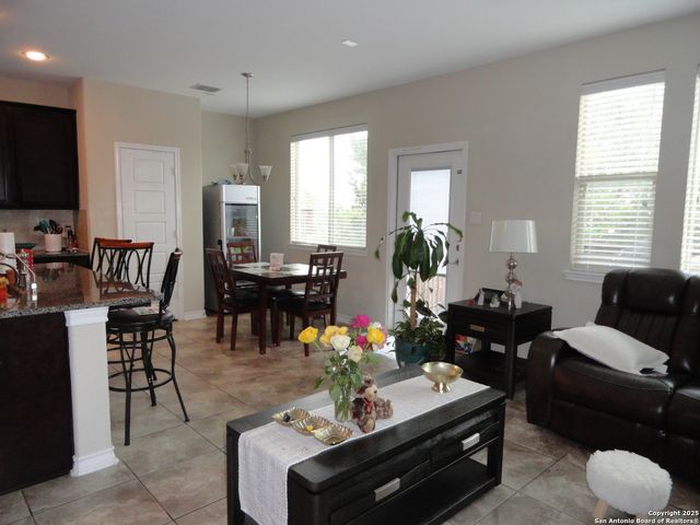 23410 Woodlawn Rdg, San Antonio, TX 78259
