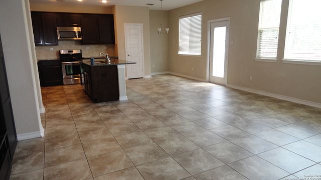 23410 Woodlawn Rdg, San Antonio, TX 78259
