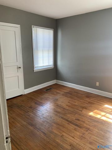 315 Thornton Avenue SW, Huntsville, AL 35801