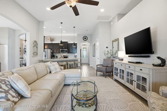 13707 Garden Hills Drive, Spring Hill, FL 34609