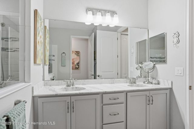 13707 Garden Hills Drive, Spring Hill, FL 34609