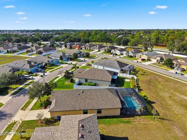 13707 Garden Hills Drive, Spring Hill, FL 34609