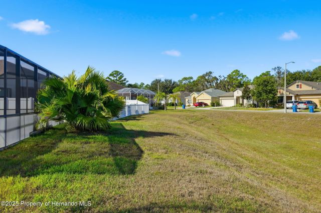 13707 Garden Hills Drive, Spring Hill, FL 34609