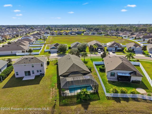 13707 Garden Hills Drive, Spring Hill, FL 34609