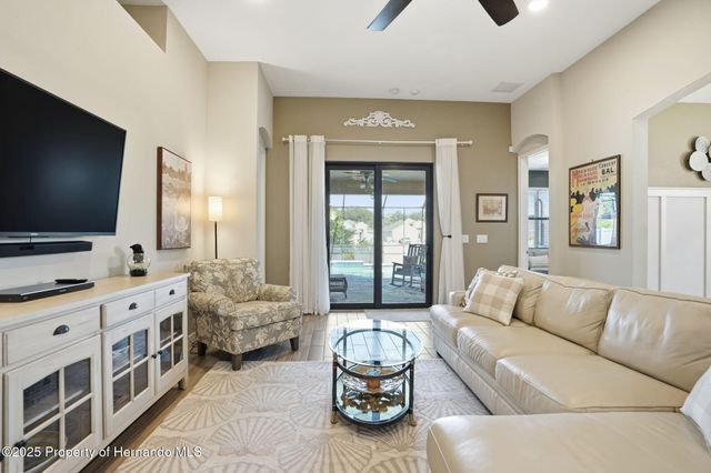 13707 Garden Hills Drive, Spring Hill, FL 34609