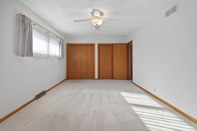 660 Wilshire Avenue, Waterloo, IA 50701