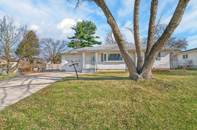 660 Wilshire Avenue, Waterloo, IA 50701