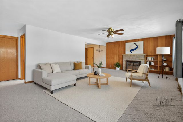 660 Wilshire Avenue, Waterloo, IA 50701