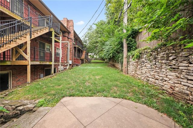 4614 Holly Street 3, Kansas City, MO 64112