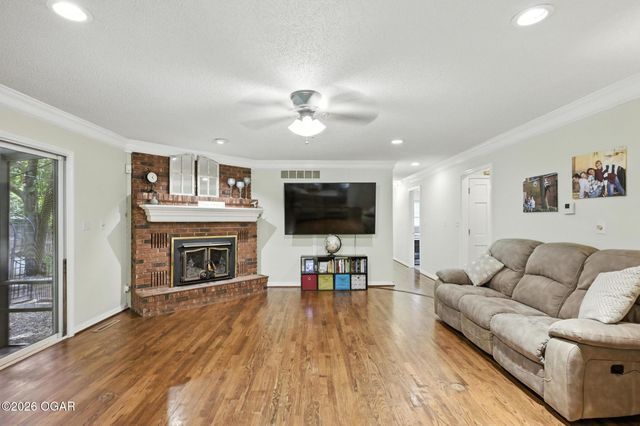 1317 Sheridan Drive, Joplin, MO 64801