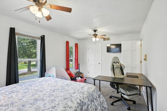 1317 Sheridan Drive, Joplin, MO 64801