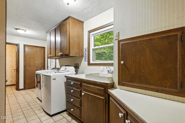 1317 Sheridan Drive, Joplin, MO 64801