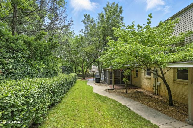 1317 Sheridan Drive, Joplin, MO 64801