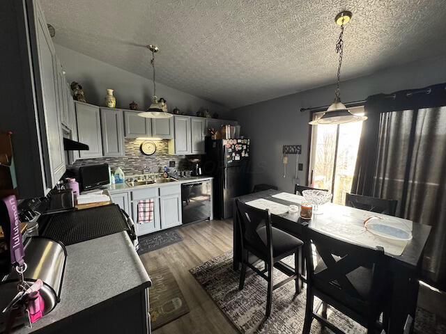 357 Chatterly Lane, Columbus, OH 43207