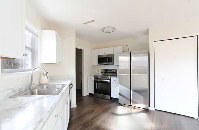 10291 Buckshire Lane, Indianapolis, IN 46234