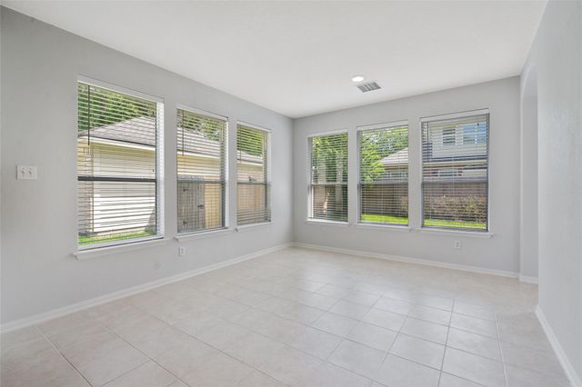 30 Taupewood Place, The Woodlands, TX 77384