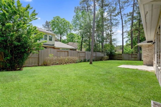 30 Taupewood Place, The Woodlands, TX 77384