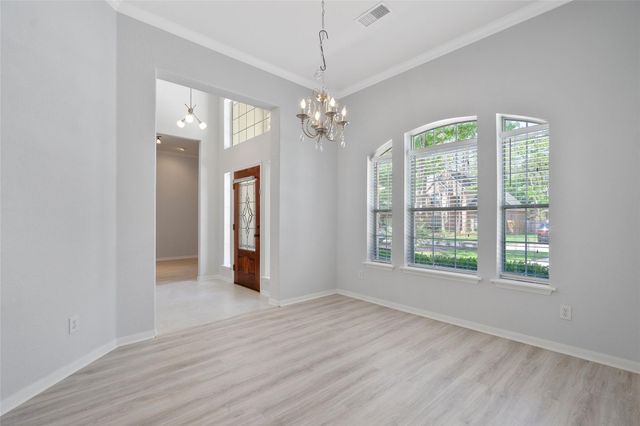 30 Taupewood Place, The Woodlands, TX 77384