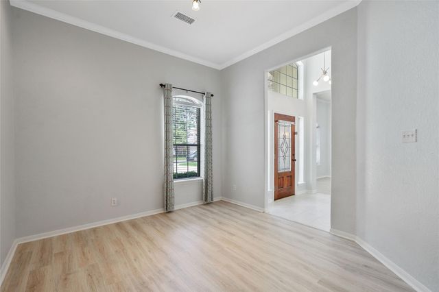 30 Taupewood Place, The Woodlands, TX 77384