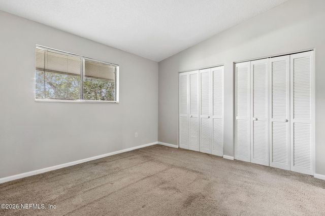 3801 CROWN POINT Road 1184, Jacksonville, FL 32257