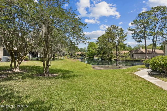3801 CROWN POINT Road 1184, Jacksonville, FL 32257