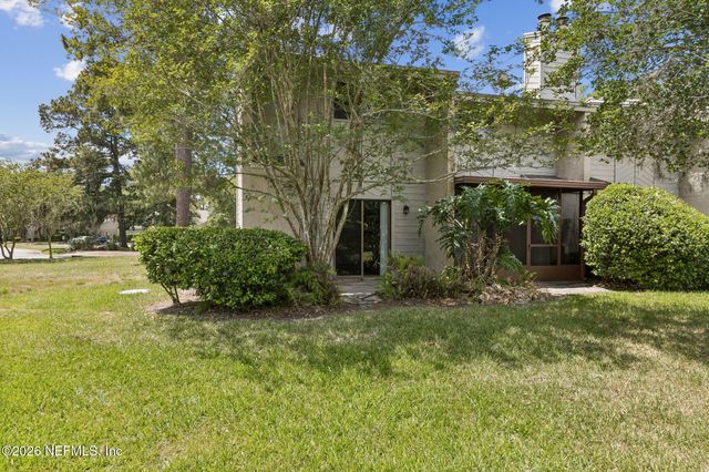 3801 CROWN POINT Road 1184, Jacksonville, FL 32257