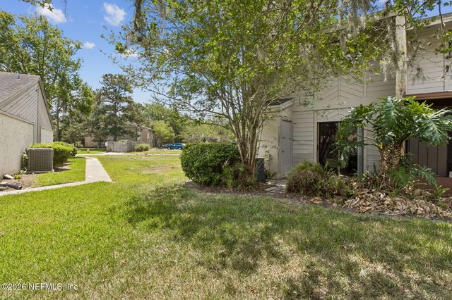 3801 CROWN POINT Road 1184, Jacksonville, FL 32257