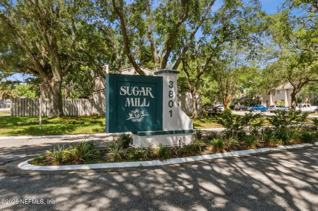 3801 CROWN POINT Road 1184, Jacksonville, FL 32257