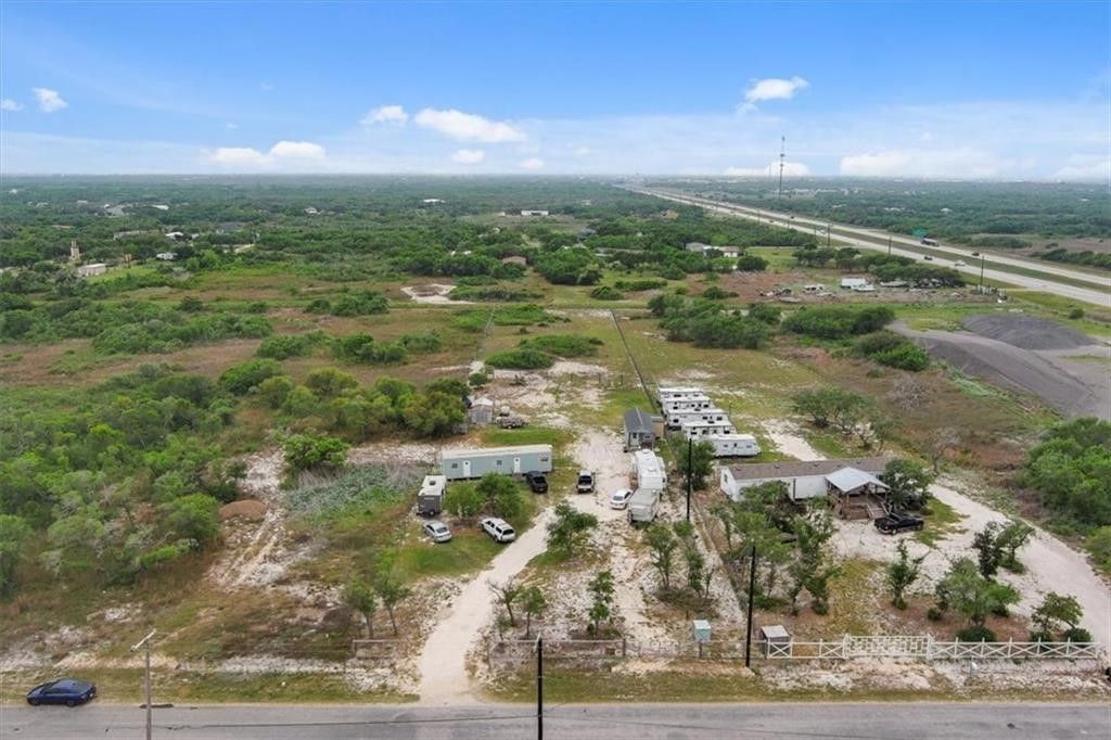 651 Banty, Aransas Pass, TX 78336 — photo 3