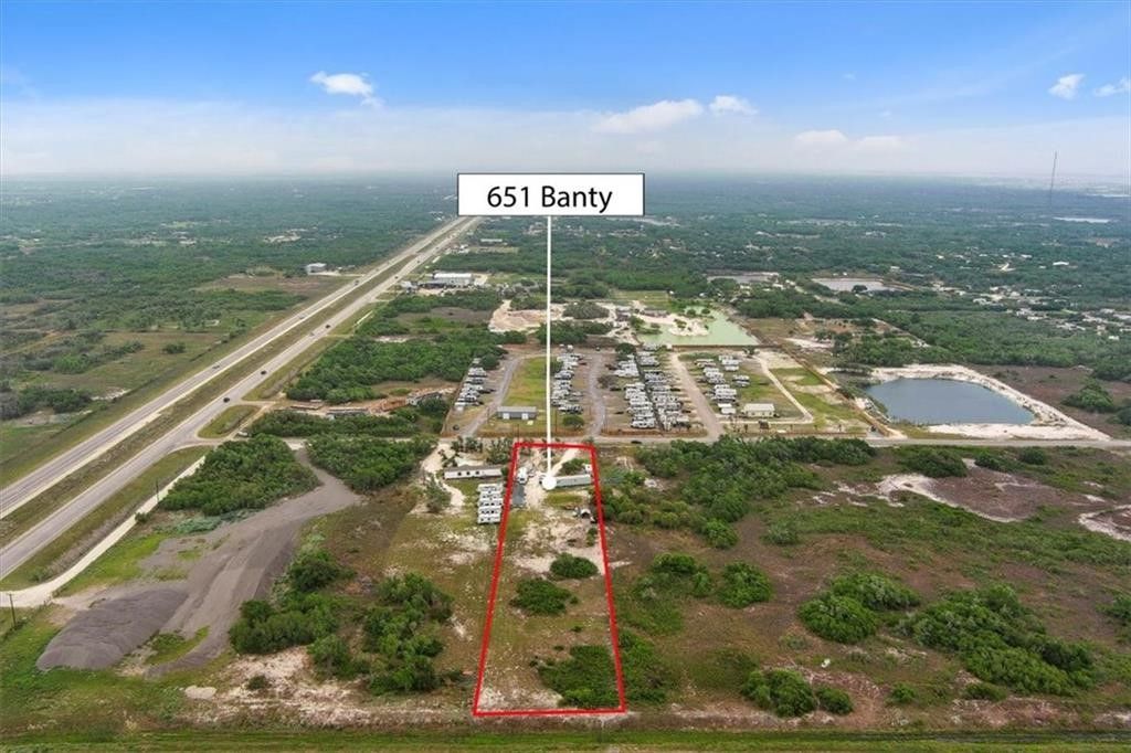 651 Banty, Aransas Pass, TX 78336 — photo 4