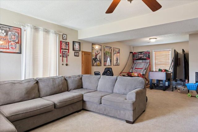 1424 South Nitro, Ozark, MO 65721