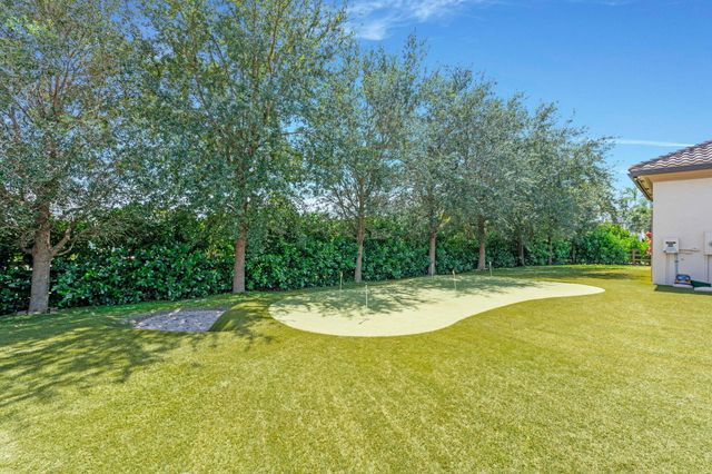 1601 Clydesdale Avenue, Wellington, FL 33414