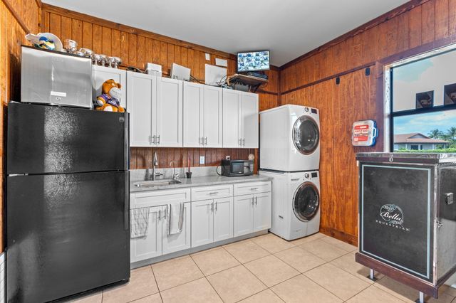 1601 Clydesdale Avenue, Wellington, FL 33414