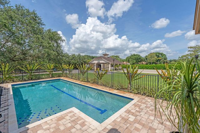 1601 Clydesdale Avenue, Wellington, FL 33414